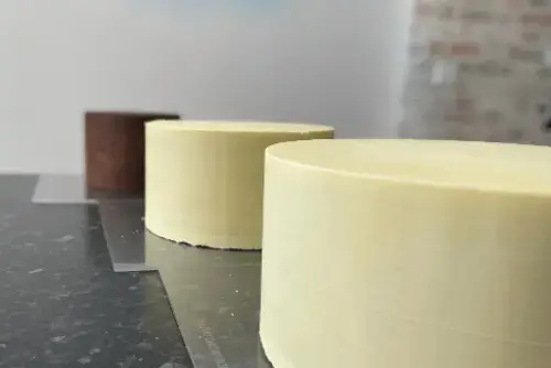 cakes with ganage