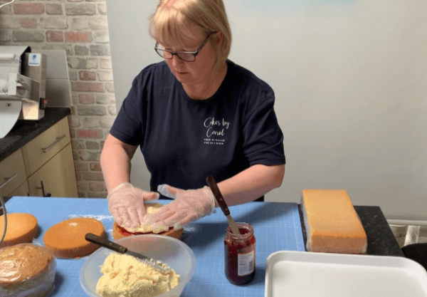 Assembling-the-cake